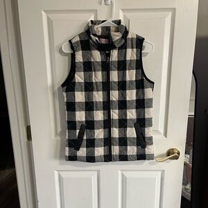 Pink Lily Checkered Vest in Black and White
